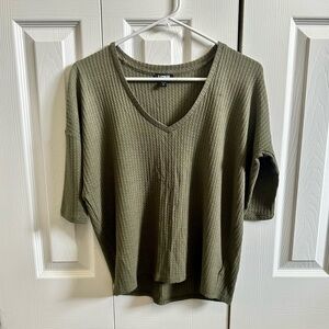 Express Waffle Knit V-Neck Sweater